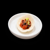 Taco de atún picante