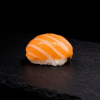 Nigiri salmón